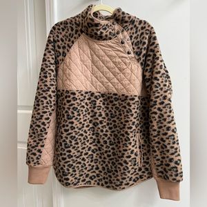 NWOT Abercrombie Asymmetrical Snap Up Fleece